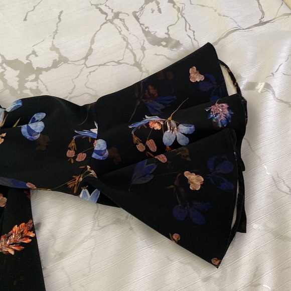 Topshop Blouse with Bell Sleeves - Picture 7 of 9